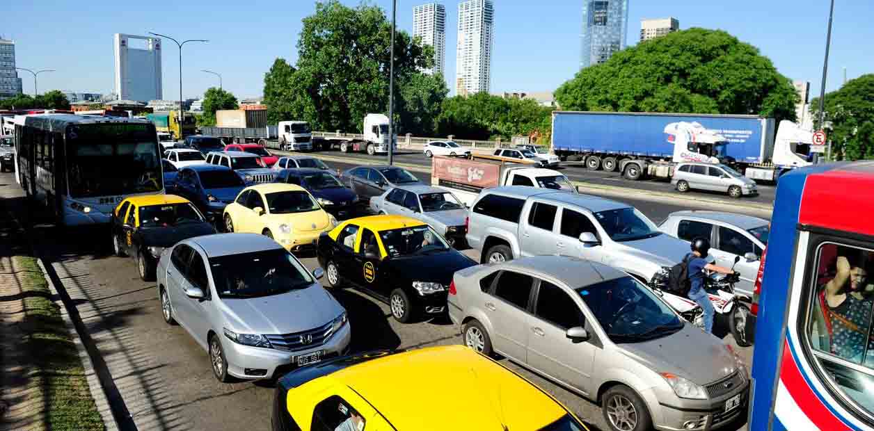 autos en la ciudad de buenos aires